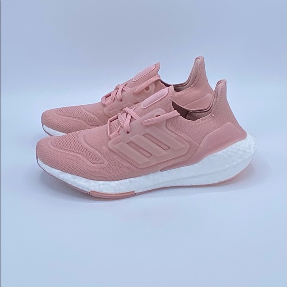 NEW! adidas Ultraboost 22 Women's Running Shoes Size 10 GX5592 - Picture 5 of 7